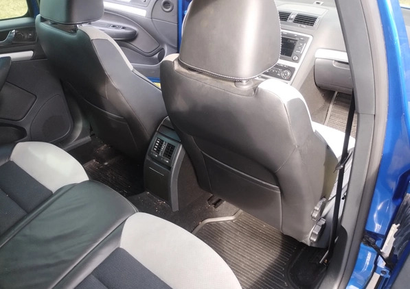 Skoda Octavia cena 25700 przebieg: 123050, rok produkcji 2012 z Szczawnica małe 301